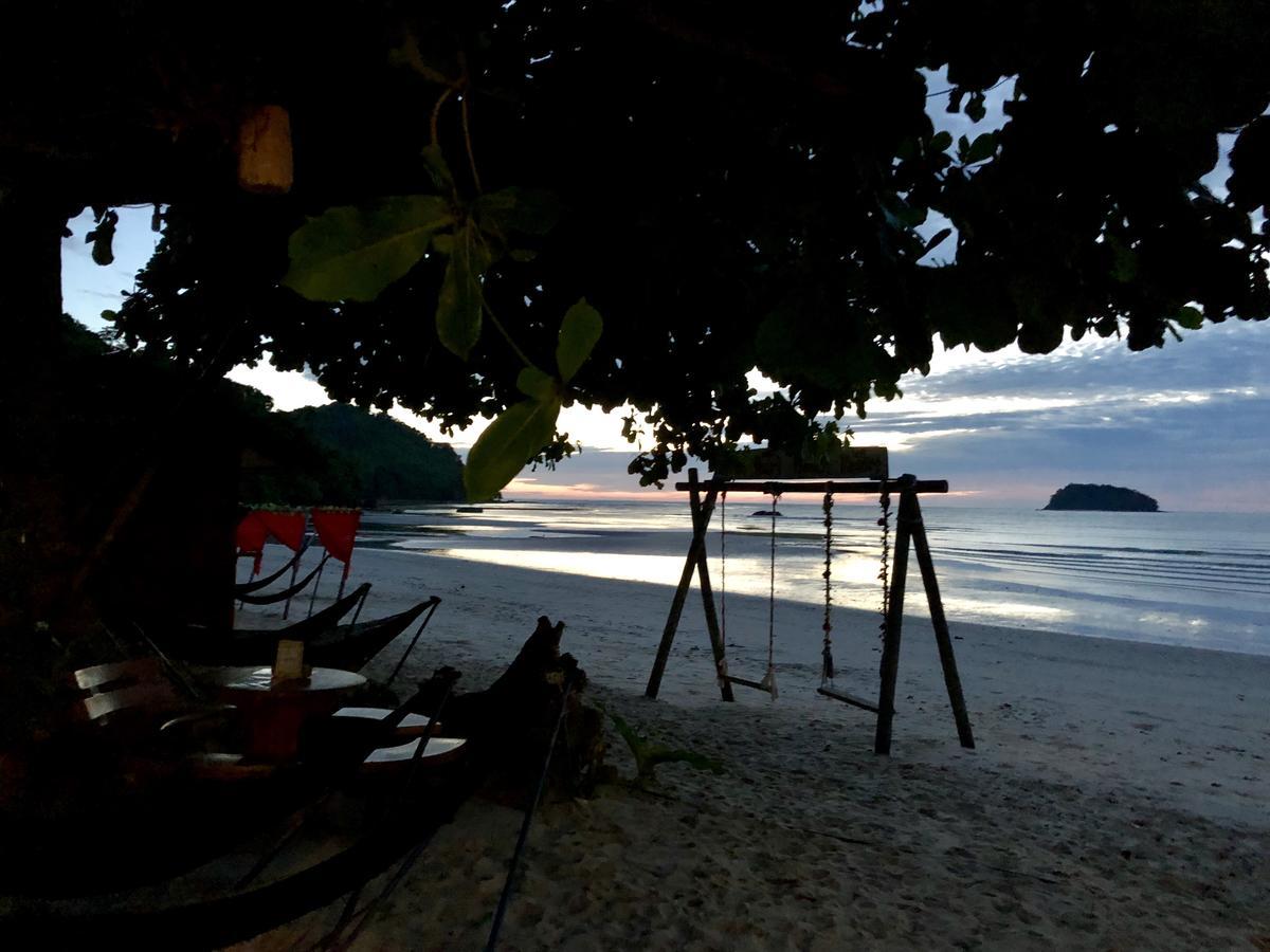 Dragon Pearl Beach Resort Kota Belud Экстерьер фото